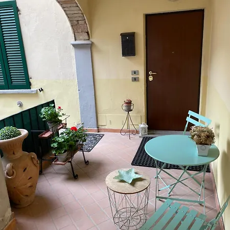 Civico 2 Operetta Marina Apartament